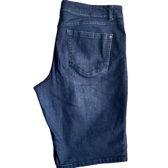 INC International Concepts Regular Fit Dark Wash Denim Bermuda Jean Shorts Sz 12 - Picture 9 of 9